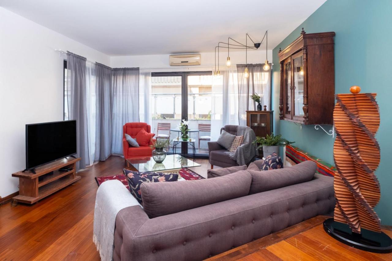 Flat With Terrace Near Istiklal Street * İstanbul